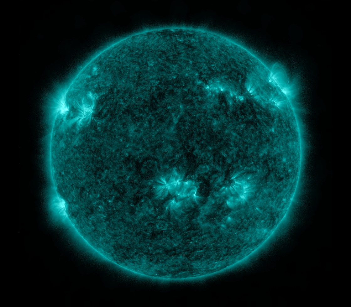Solar Dynamics Observatory 2022-01-26T23:44:45Z