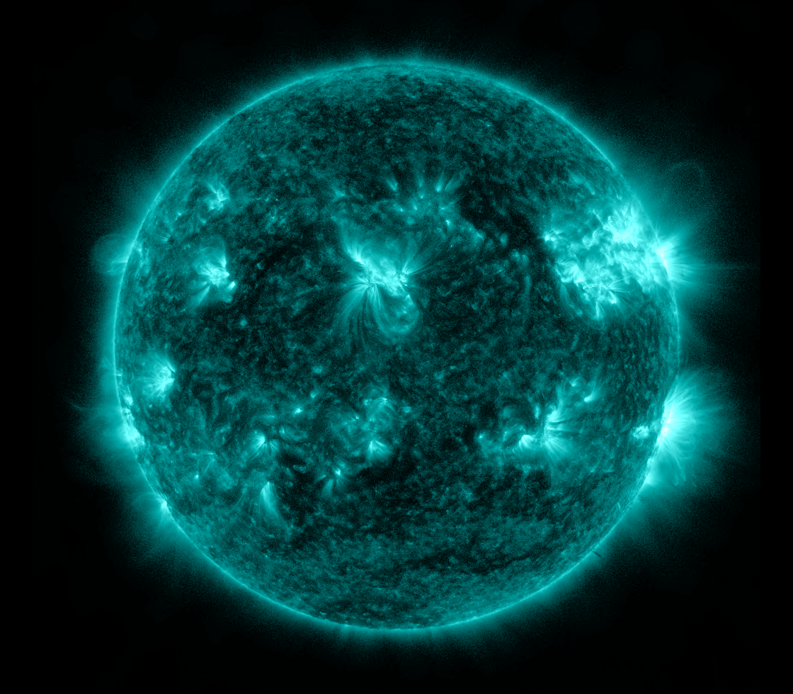 Solar Dynamics Observatory 2022-05-25T03:21:14Z