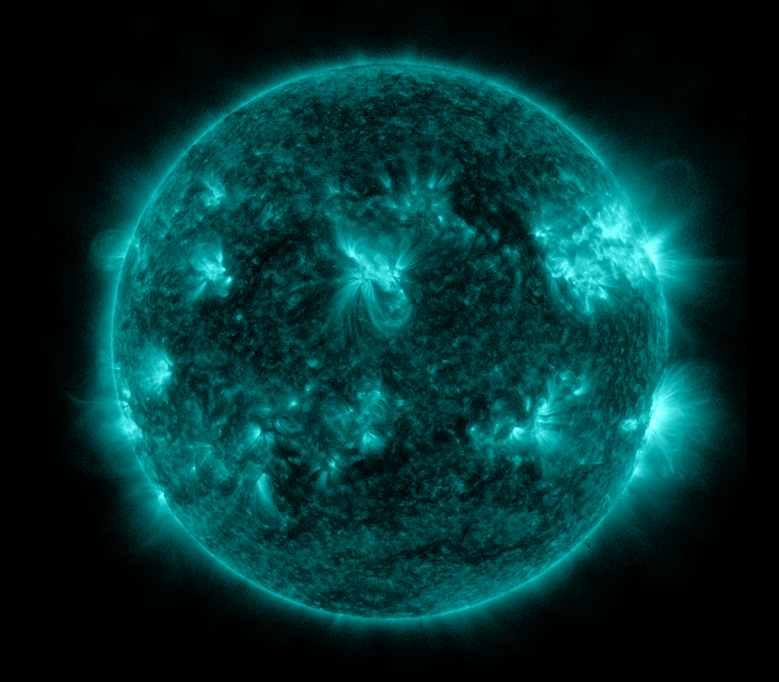 Solar Dynamics Observatory 2022-05-25T03:29:00Z