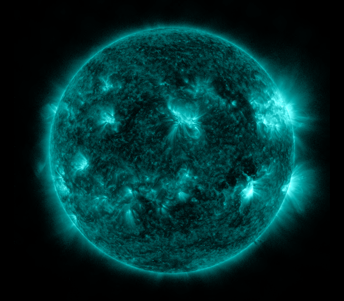 Solar Dynamics Observatory 2022-05-25T19:45:01Z