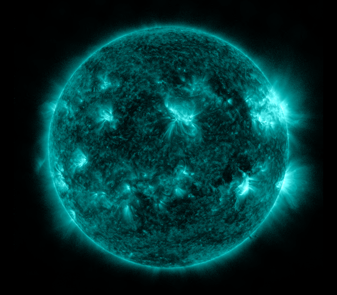 Solar Dynamics Observatory 2022-05-25T20:25:09Z