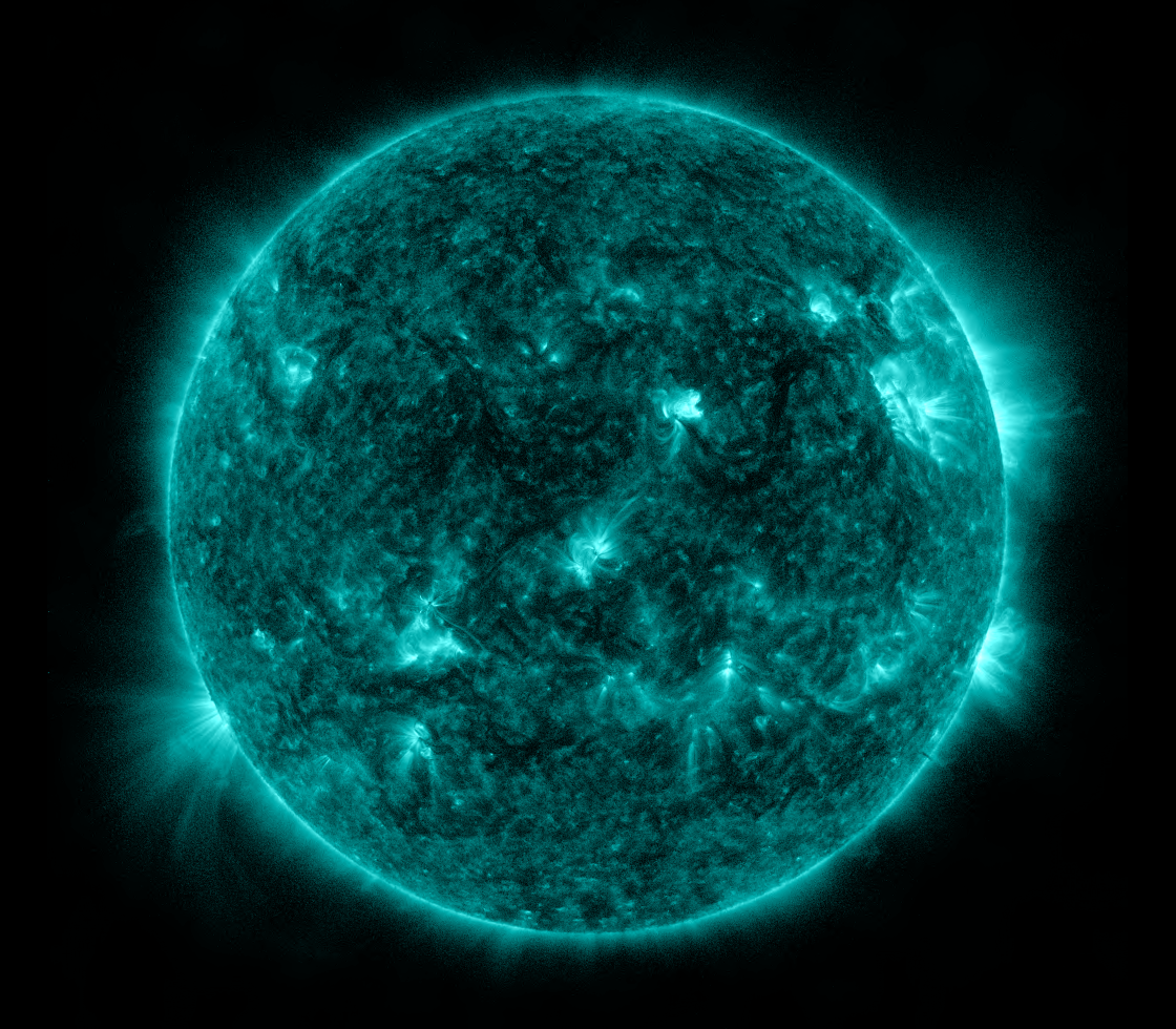 Solar Dynamics Observatory 2022-05-29T05:05:08Z