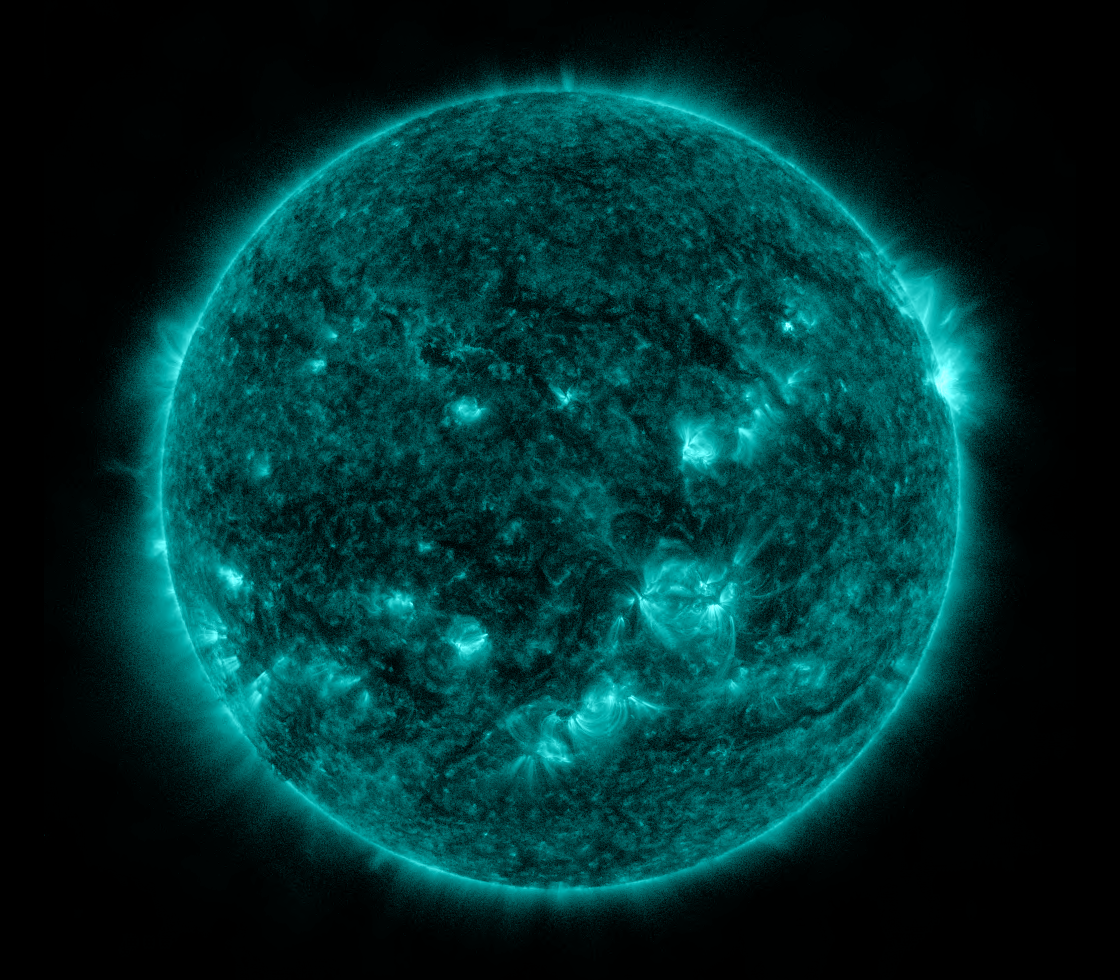 Solar Dynamics Observatory 2022-06-28T22:58:54Z