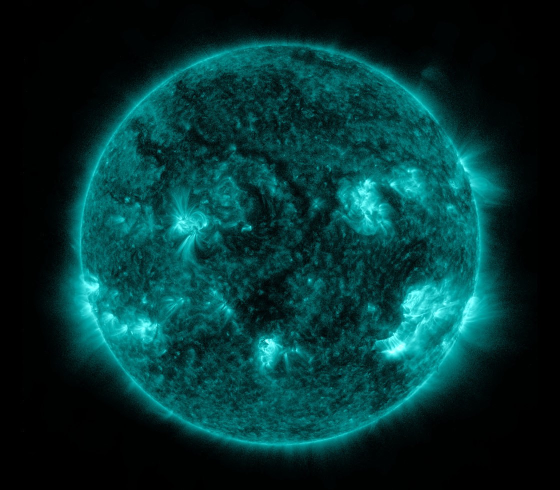 Solar Dynamics Observatory 2022-08-15T06:30:09Z