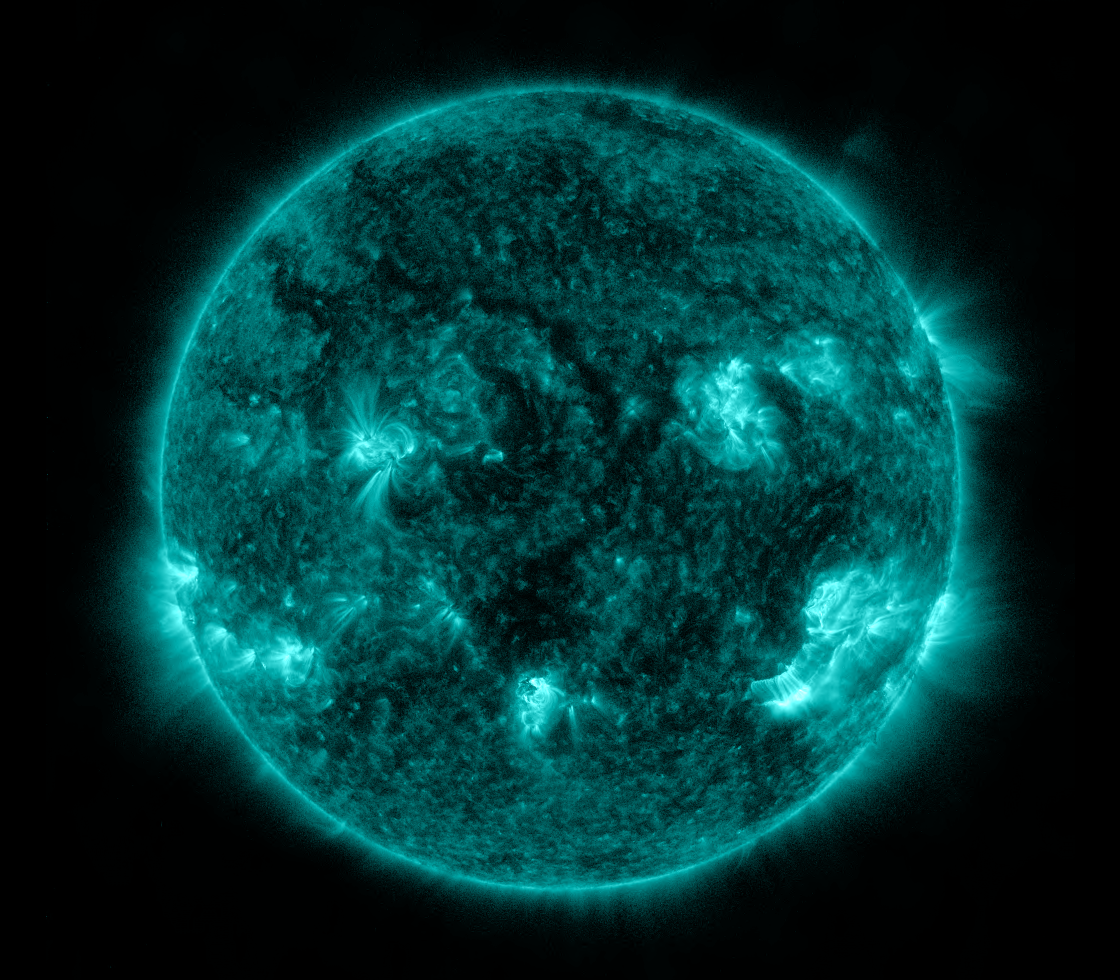 Solar Dynamics Observatory 2022-08-15T06:30:46Z