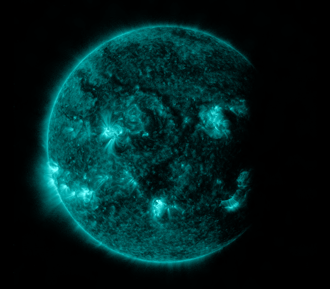 Solar Dynamics Observatory 2022-08-15T06:32:00Z