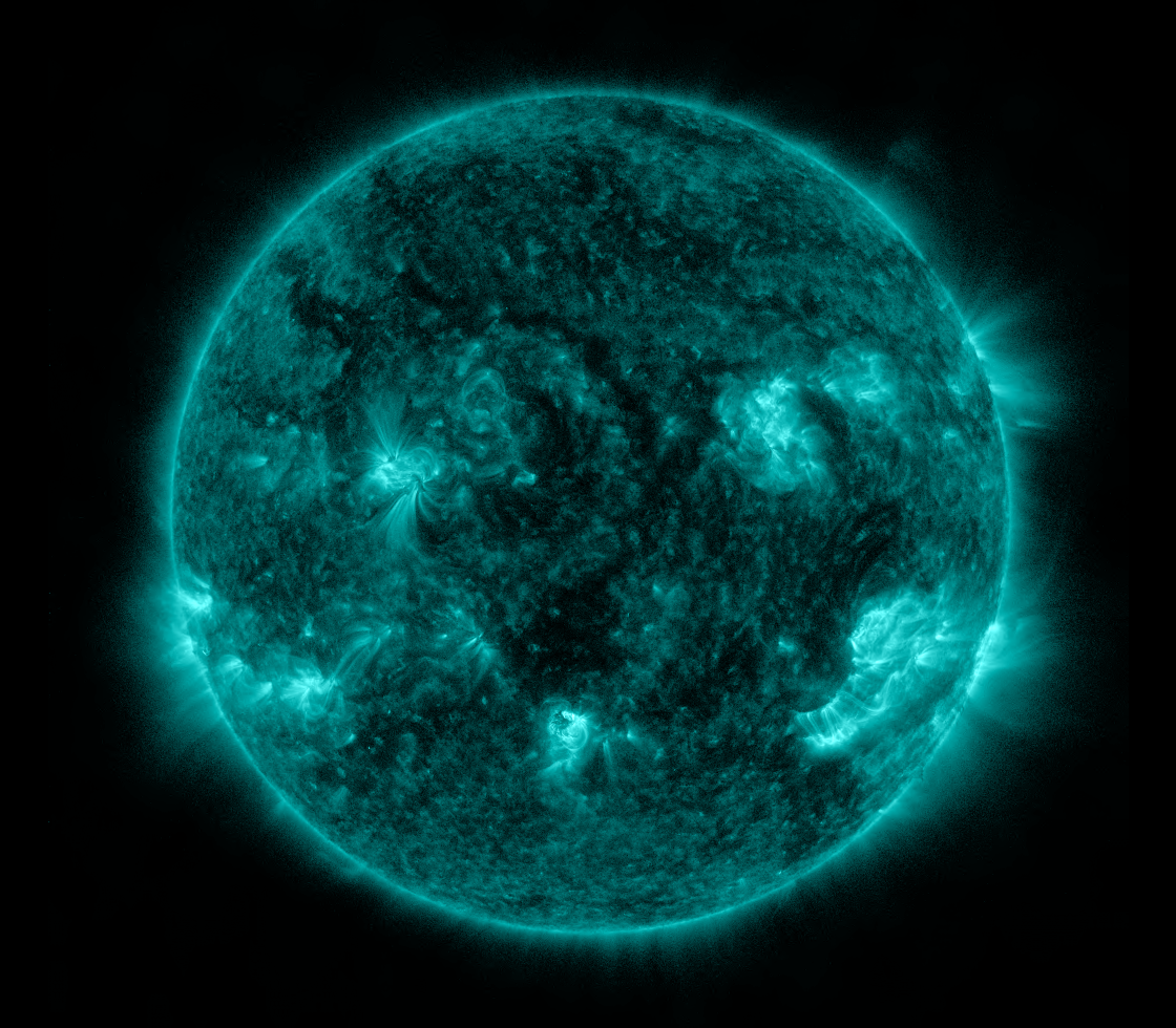 Solar Dynamics Observatory 2022-08-15T07:33:35Z