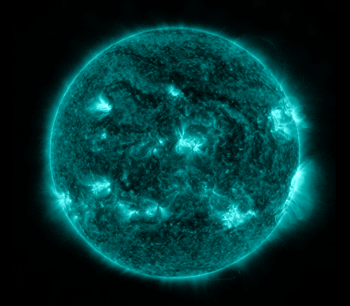 Solar Dynamics Observatory 2022-08-17T19:24:45Z