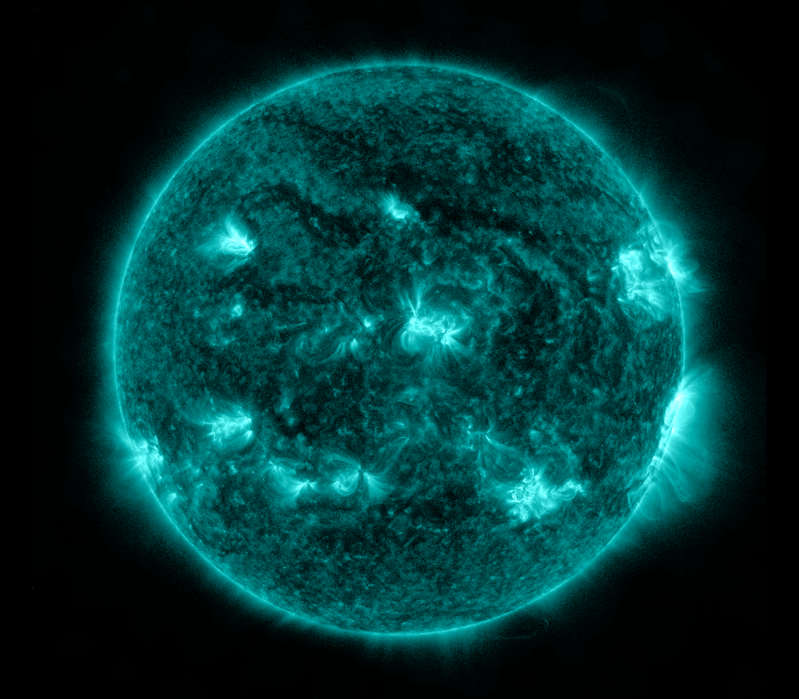 Solar Dynamics Observatory 2022-08-17T19:25:19Z