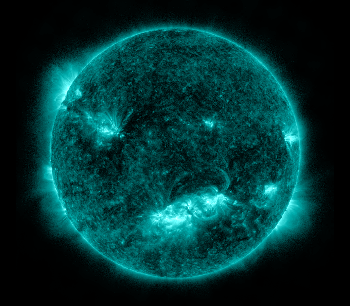 Solar Dynamics Observatory 2022-09-27T00:25:58Z