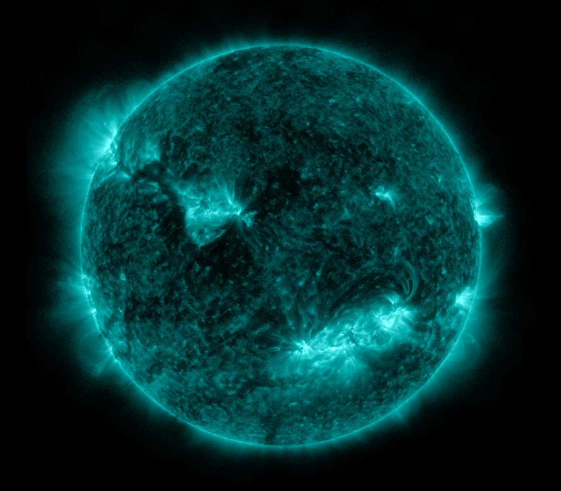 Solar Dynamics Observatory 2022-09-28T05:17:43Z