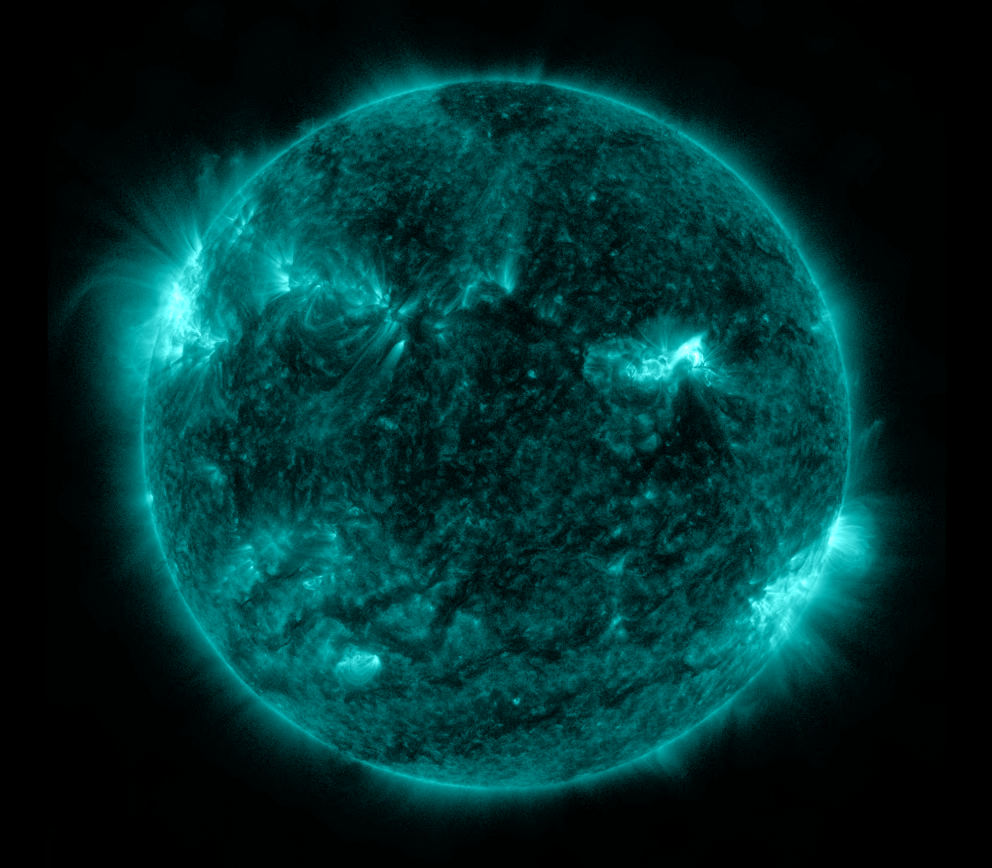 Solar Dynamics Observatory 2022-10-01T20:52:48Z