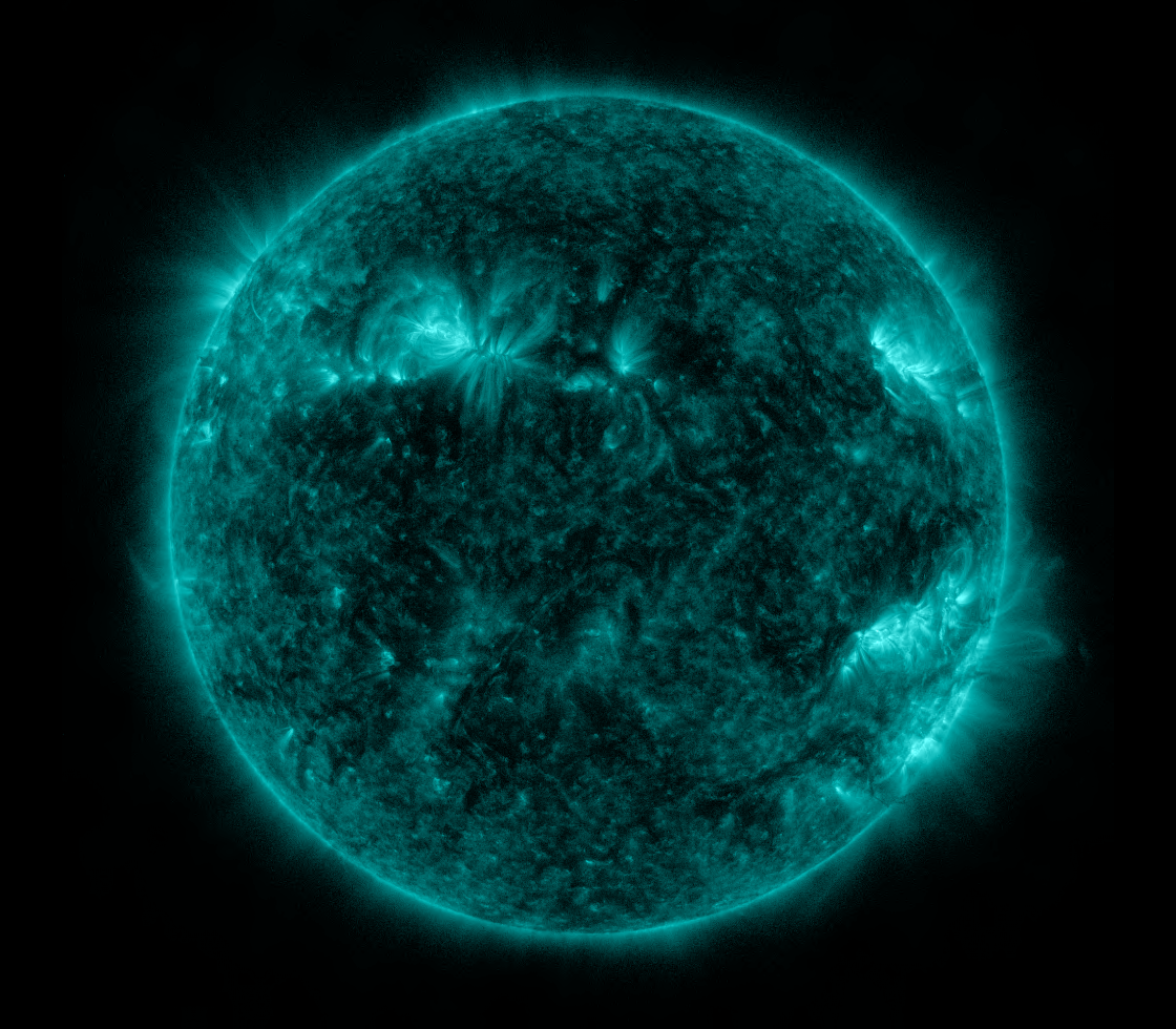 Solar Dynamics Observatory 2022-11-27T00:53:52Z