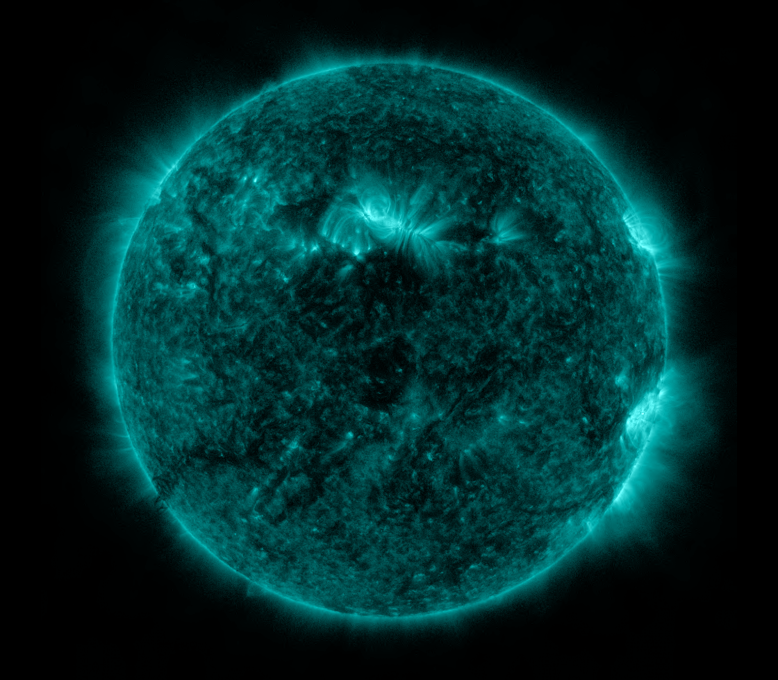 Solar Dynamics Observatory 2022-11-28T15:36:17Z