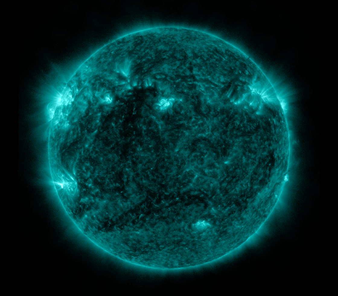 Solar Dynamics Observatory 2022-12-03T01:55:06Z
