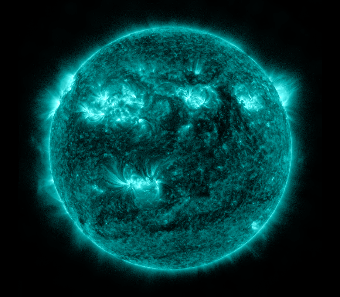Solar Dynamics Observatory 2022-12-06T13:00:33Z