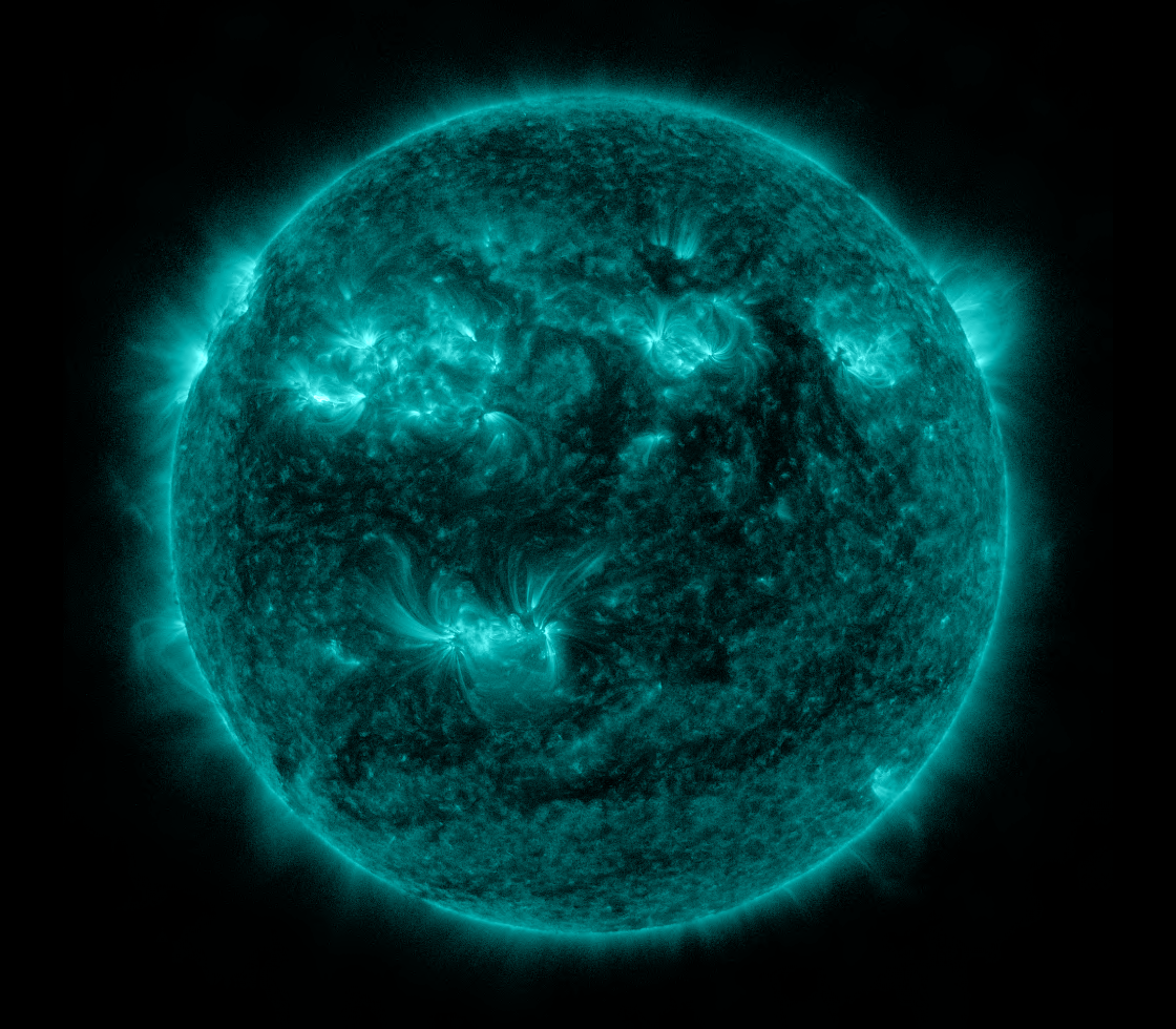 Solar Dynamics Observatory 2022-12-06T14:17:01Z