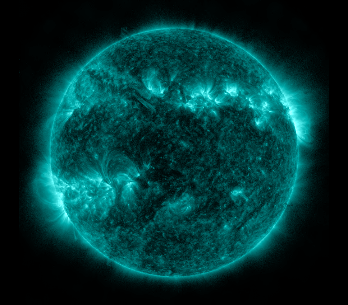 Solar Dynamics Observatory 2023-01-28T21:04:37Z